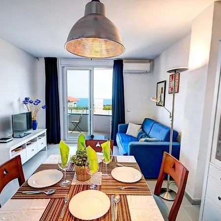 Apartment Apt. By The Sea By Hello